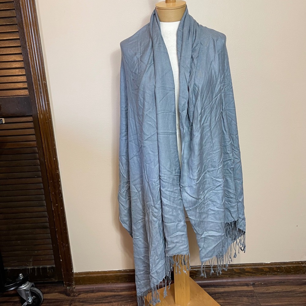Bijoux Terner Gray Faux Pashmina Shawl Wrap Tassel Fringe Scarf Rectangle Solid